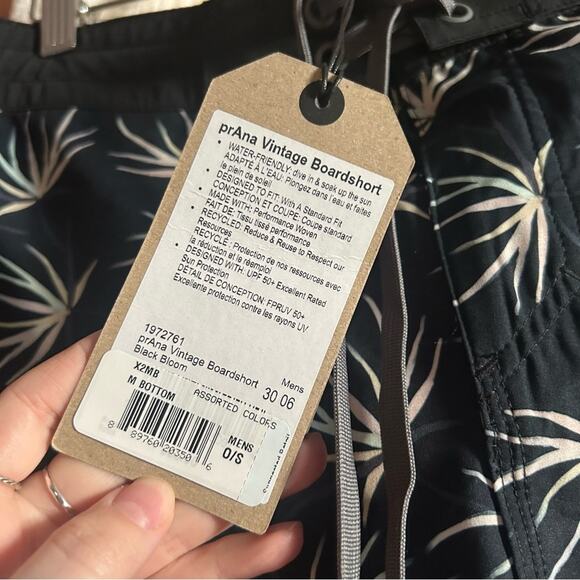 Prana Vintage Boardshort Swim Black Bloom Floral‎ 6” Inseam NWT Men’s Size 30 - Picture 4 of 7